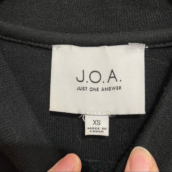 J.O.A Black Wool Blend Ruffled Shoulder Long Sleeve Sweater Dress Mini Womens XS - Picture 4 of 8